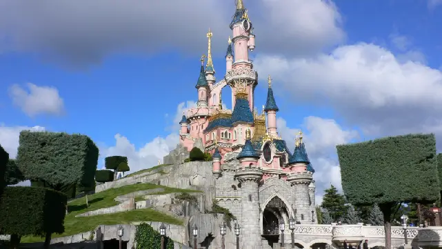 6-Disneyland-Paris
